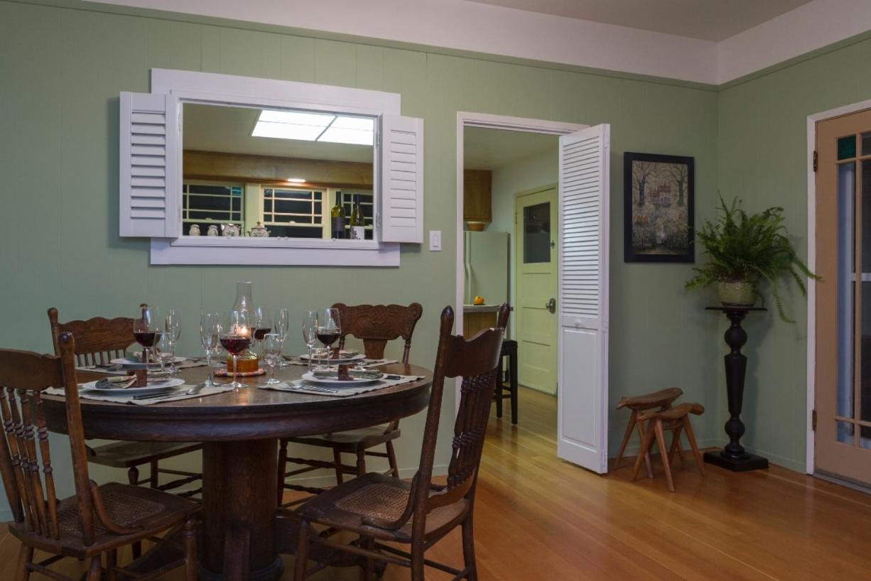 Bed And Barrel At Stonehouse Cellars Bed & Breakfast Clearlake Oaks Exterior photo